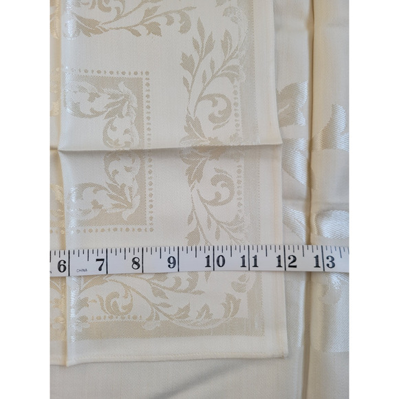 VTG White Damask Metallic Home Dining Tablecloth & Napkins 49.5"x48.5" & 12"x12" - Picture 11 of 13